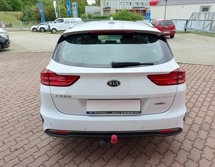 KIA Ceed 8
