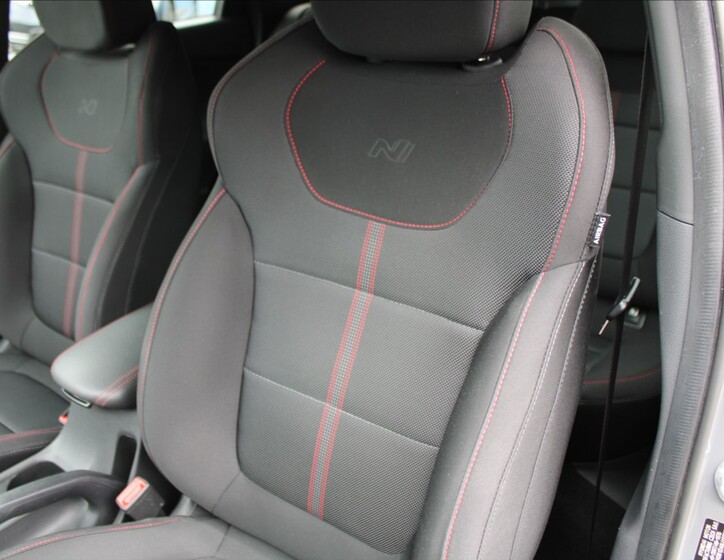 Hyundai i30 23