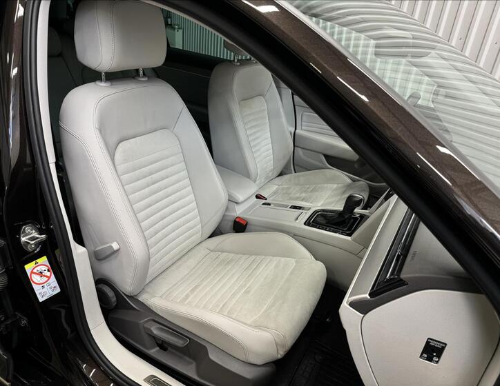 Volkswagen Passat 37