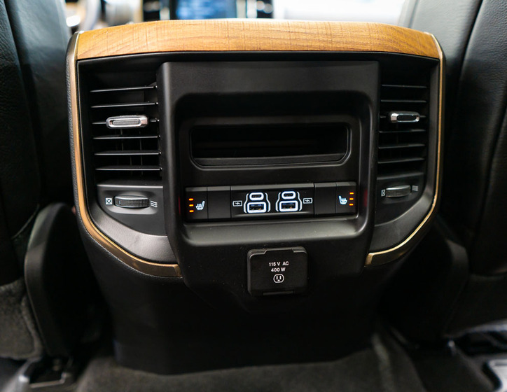 Dodge RAM 34