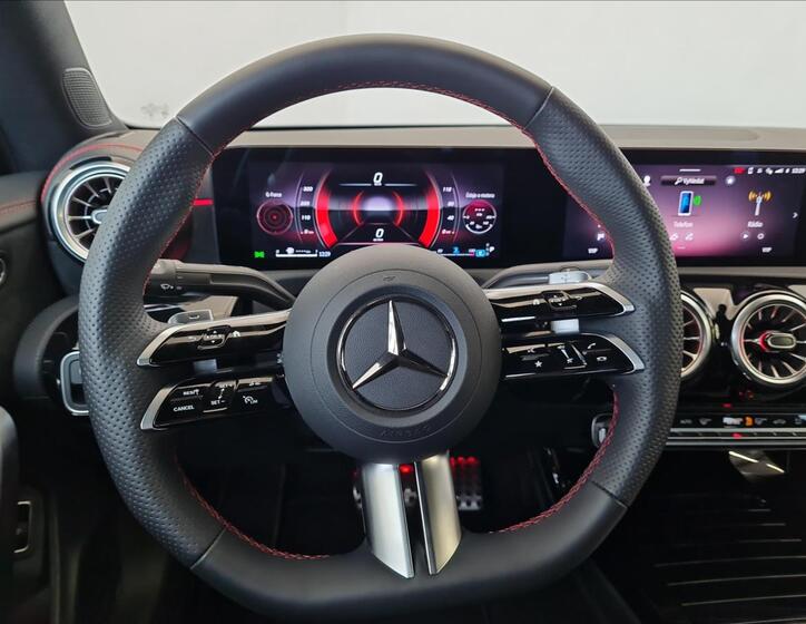 Mercedes-Benz CLA 10