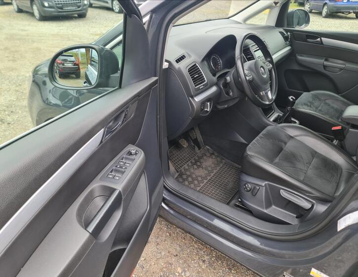 Volkswagen Sharan 8