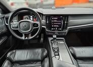 Volvo V90 10