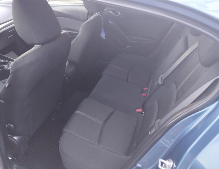 Mazda 3 10