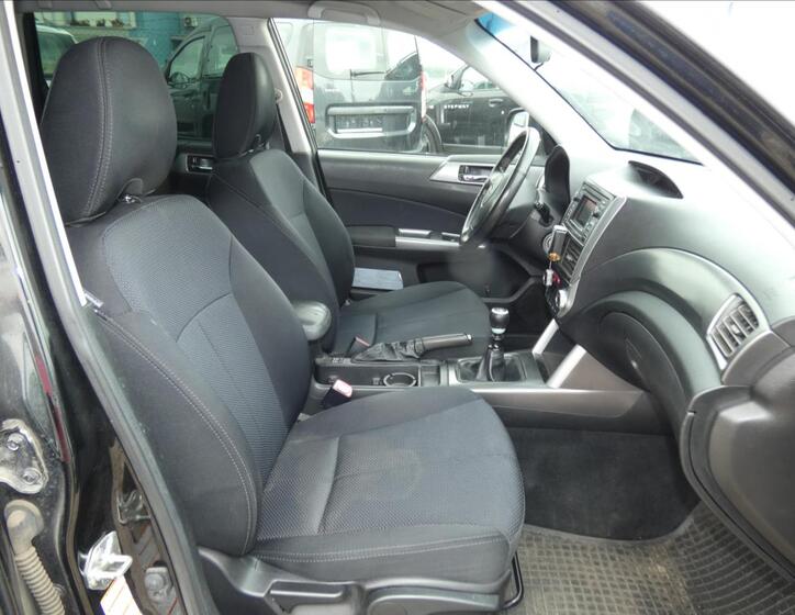 Subaru Forester 10