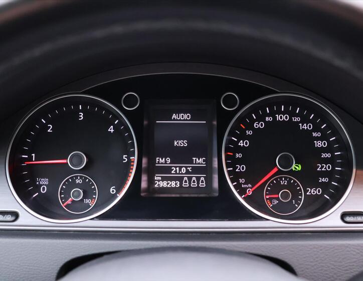 Volkswagen Passat 16
