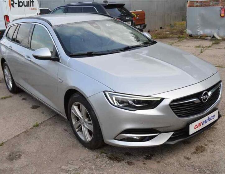 Opel Insignia 3