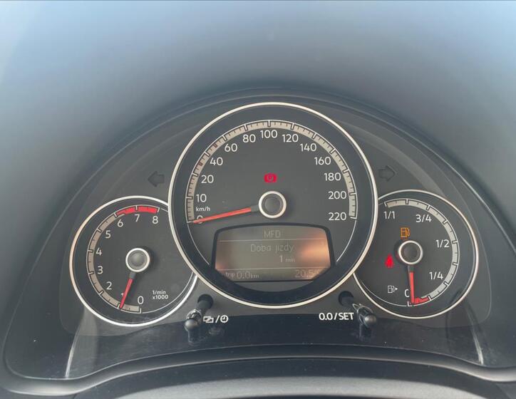 Volkswagen up! 12