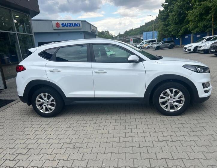 Hyundai Tucson 4