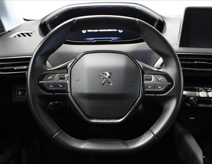 Peugeot 3008 16
