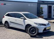 Toyota Auris 1