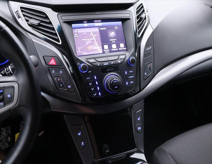 Hyundai i40 24