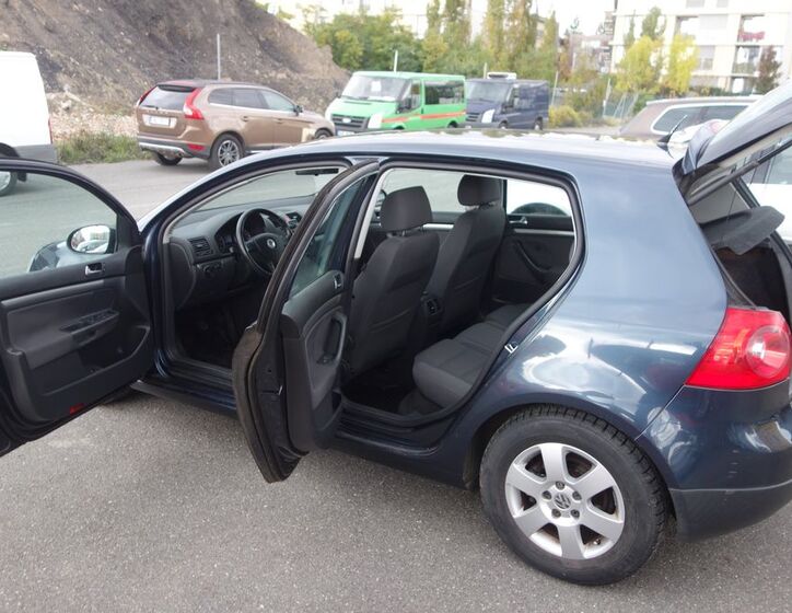 Volkswagen Golf 19