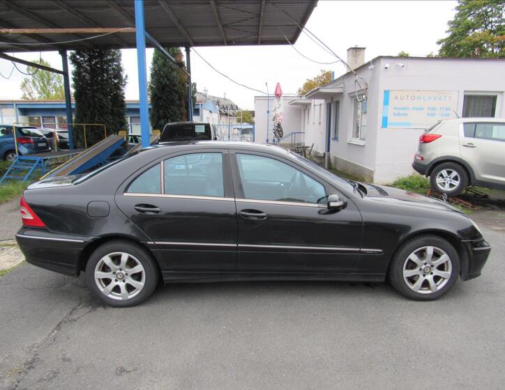 Mercedes-Benz Třídy C 8