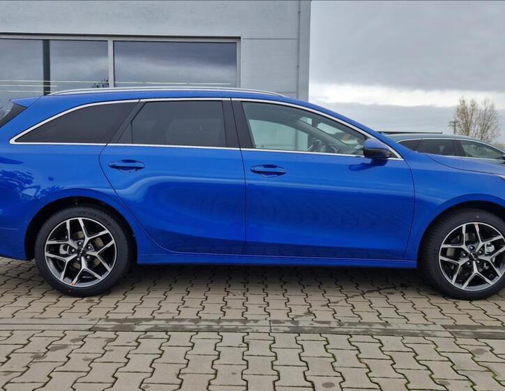 KIA Ceed 4