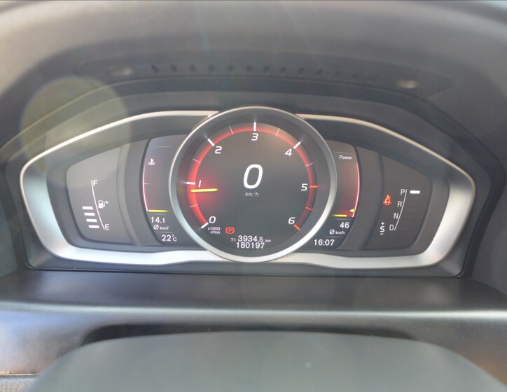 Volvo XC60 19