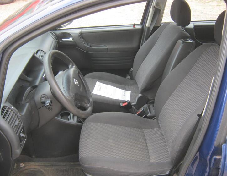 Opel Zafira 10