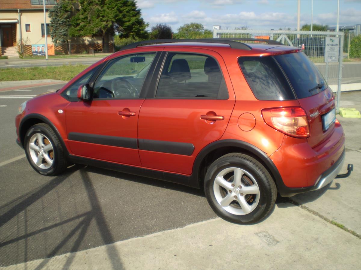 Suzuki SX4