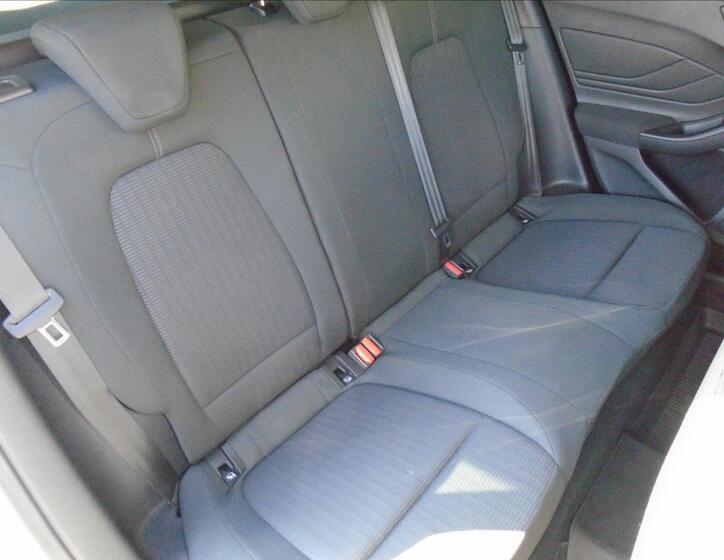 Ford Focus 10