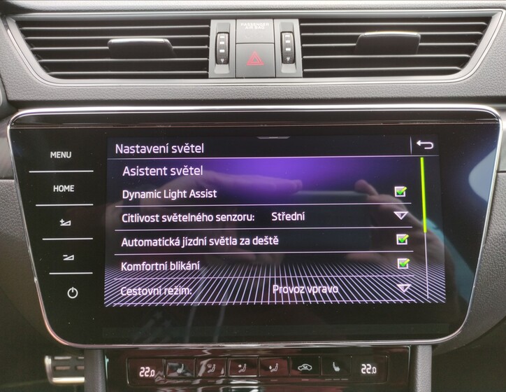Škoda Superb 16