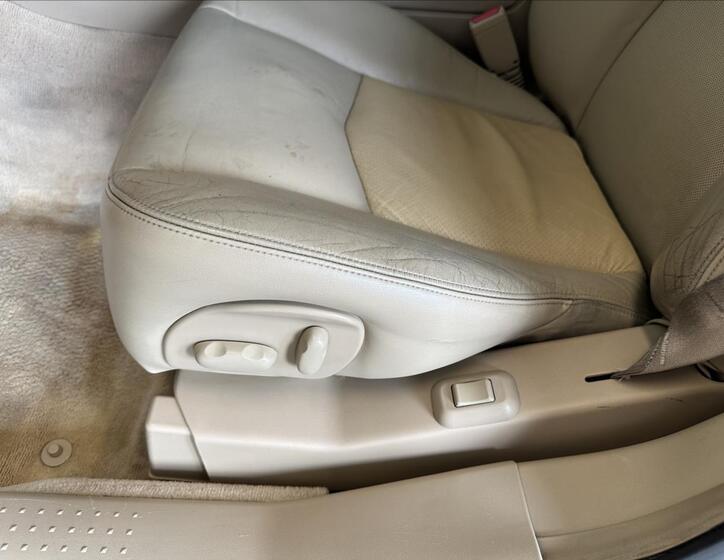 Cadillac SRX 12