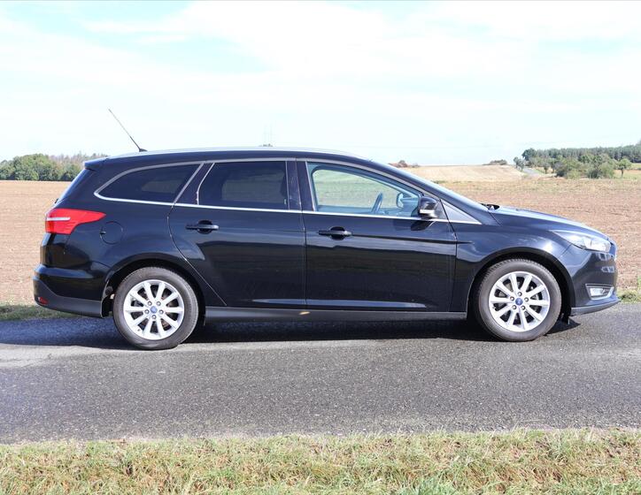 Ford Focus 8
