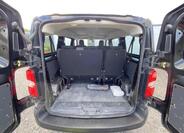 Peugeot Traveller 42