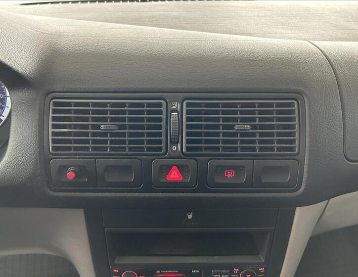 Volkswagen Golf 13
