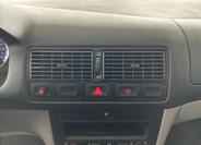 Volkswagen Golf 13