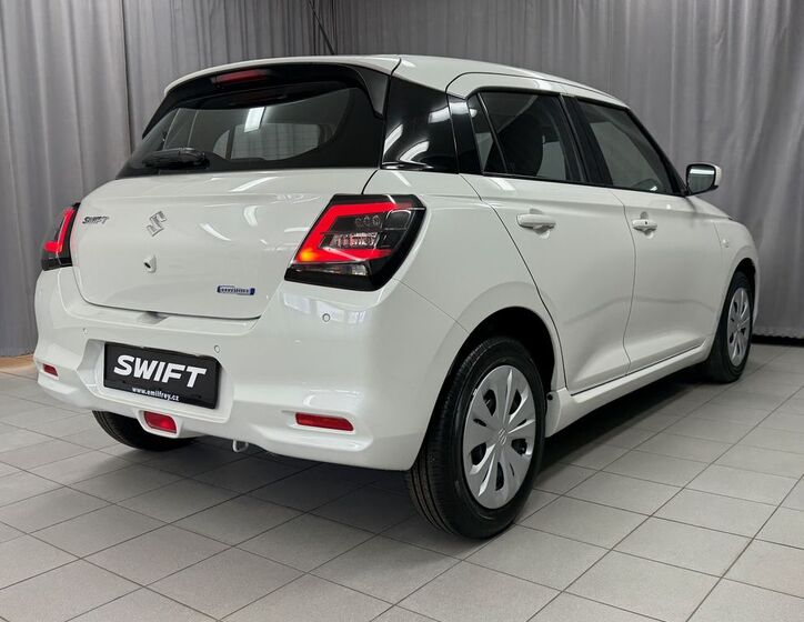Suzuki Swift 8