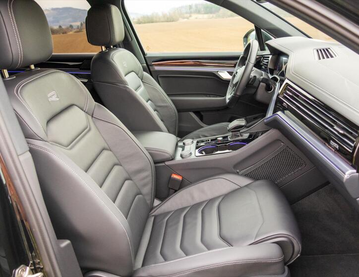 Volkswagen Touareg 16