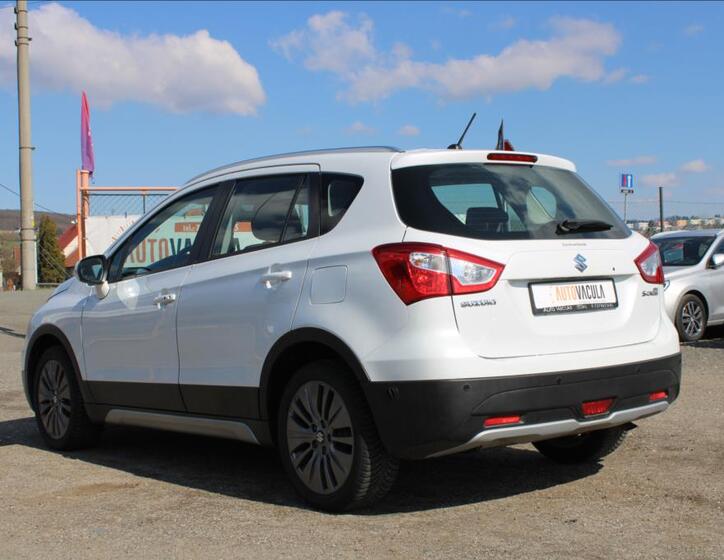 Suzuki SX4 S-Cross 7