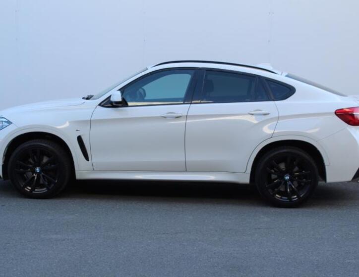 BMW X6 9