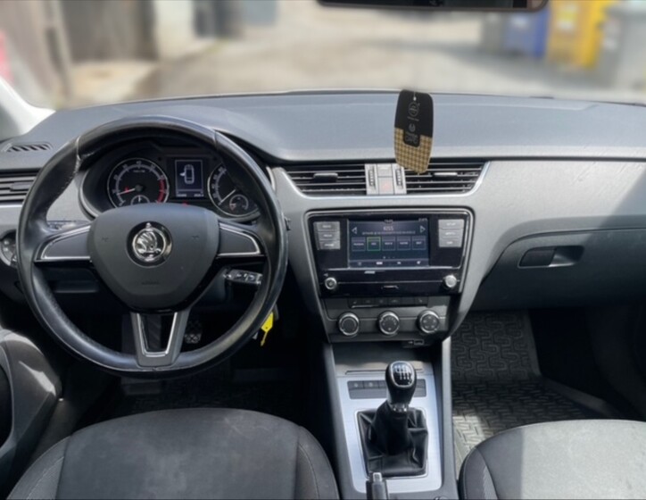 Škoda Octavia 9