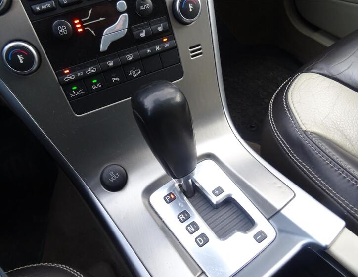 Volvo XC60 29
