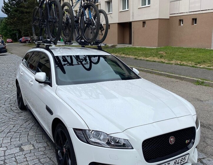 Jaguar XF 5