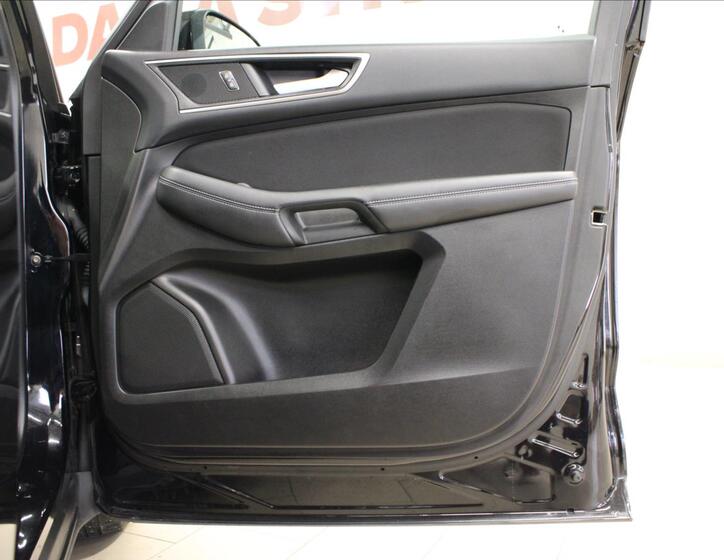 Ford S-MAX 11