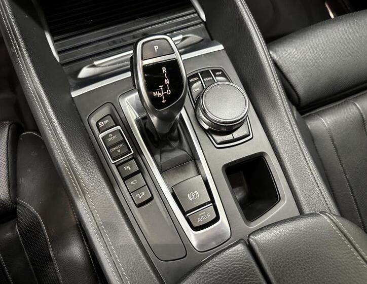 BMW X6 11