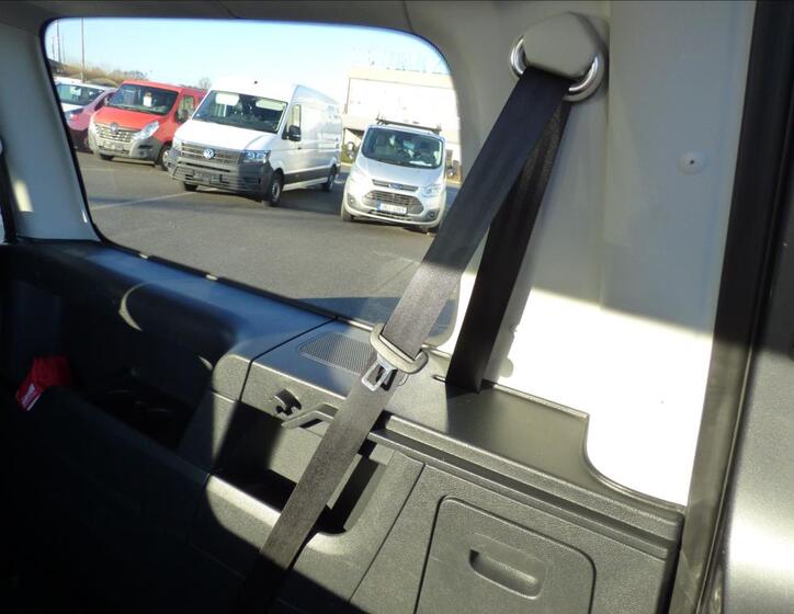 Volkswagen Caddy 63