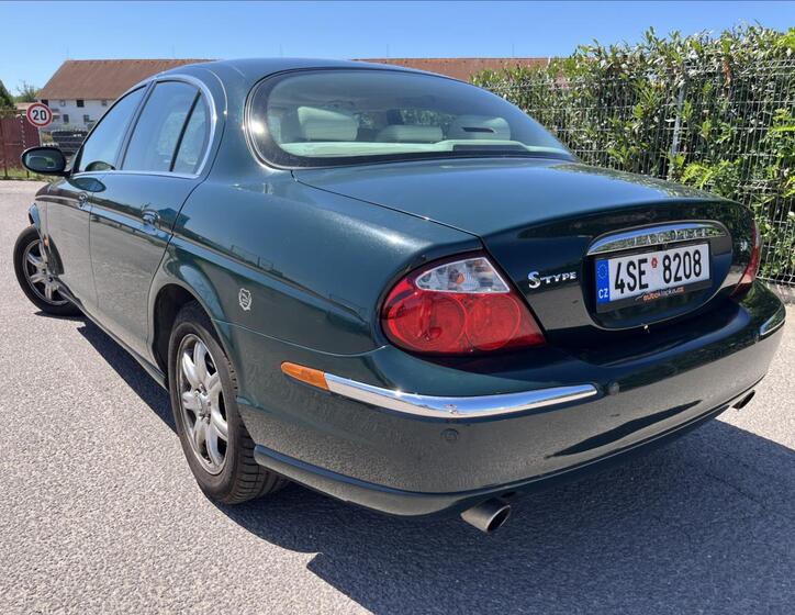 Jaguar S-Type 42