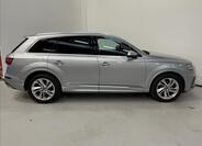 Audi Q7 3