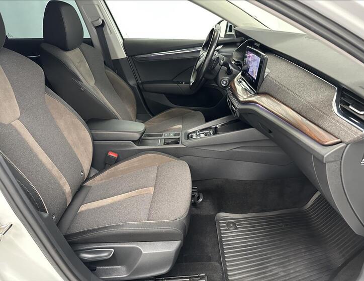 Škoda Octavia 24
