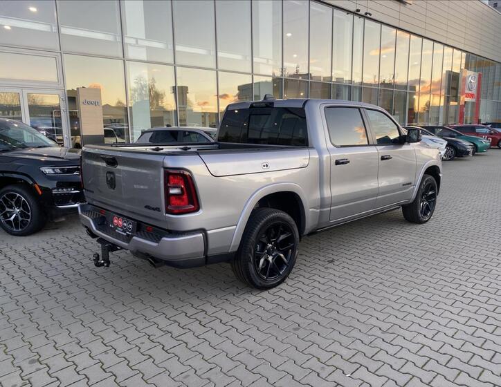 Dodge RAM 3