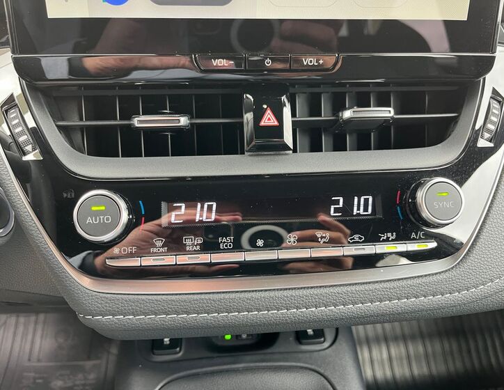 Toyota Corolla 24