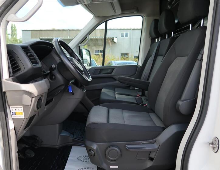 Volkswagen Crafter 12