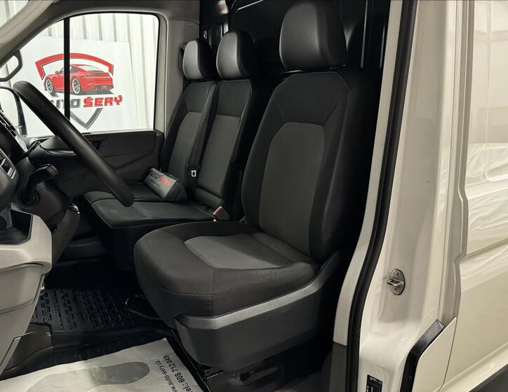 Volkswagen Crafter 27