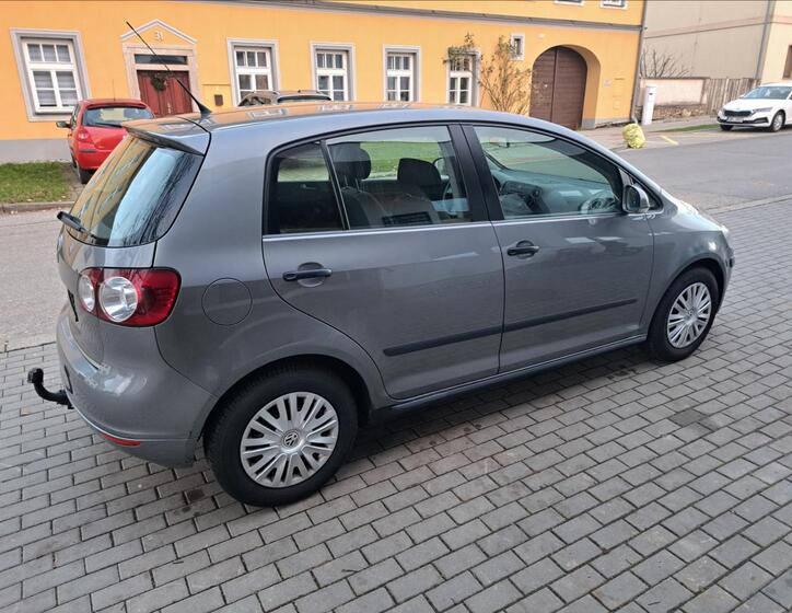 Volkswagen Golf Plus 11
