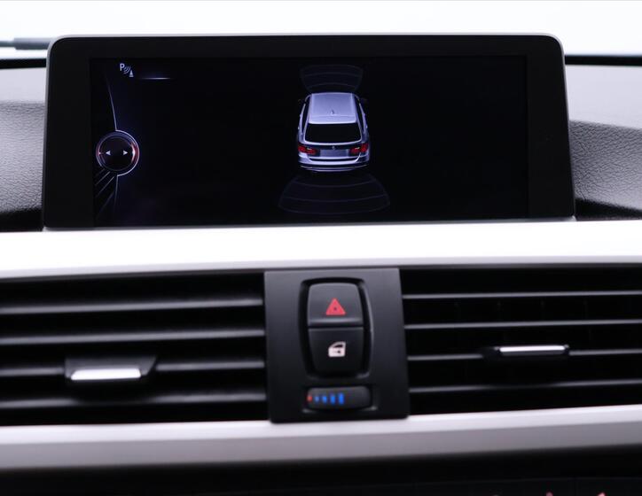 BMW Řada 3 22