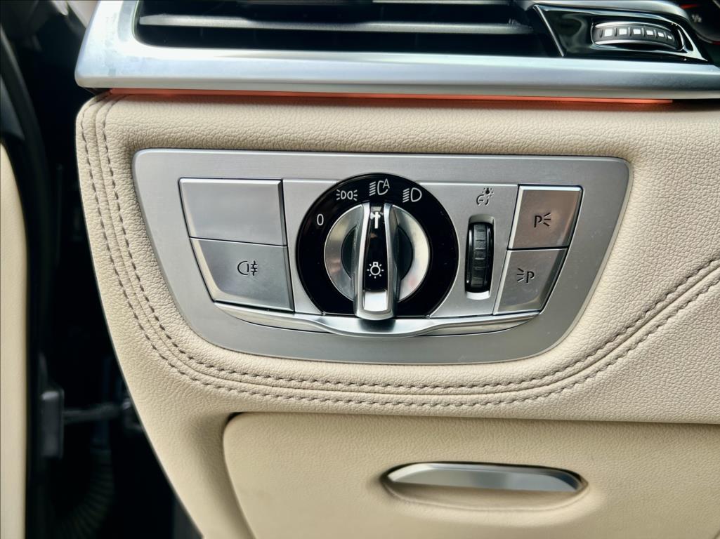 BMW Řada 7