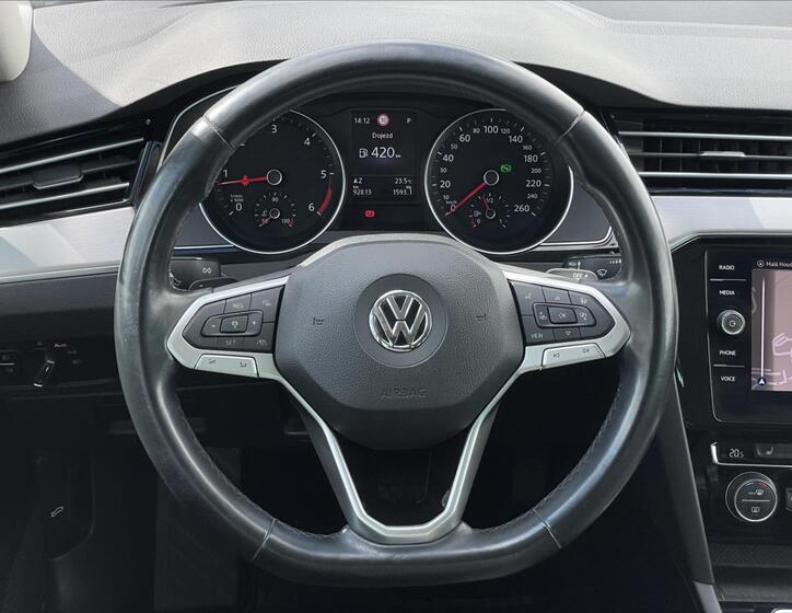Volkswagen Passat 8